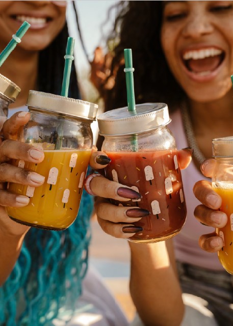 Image filles et boissons
